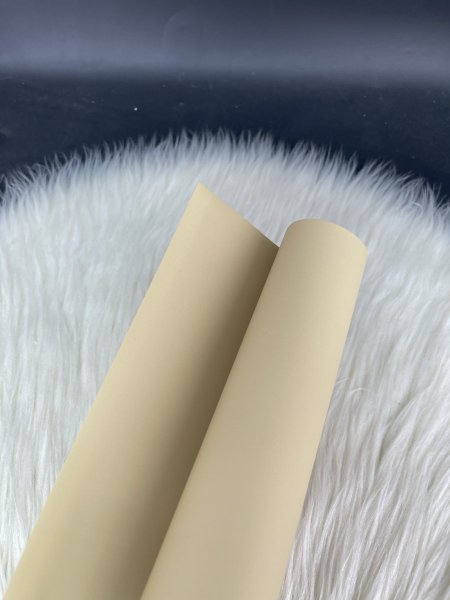 ورق تغليف بيج