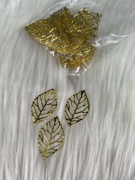 ورق شجر حديد كبير مقاس ٤.٥ سم