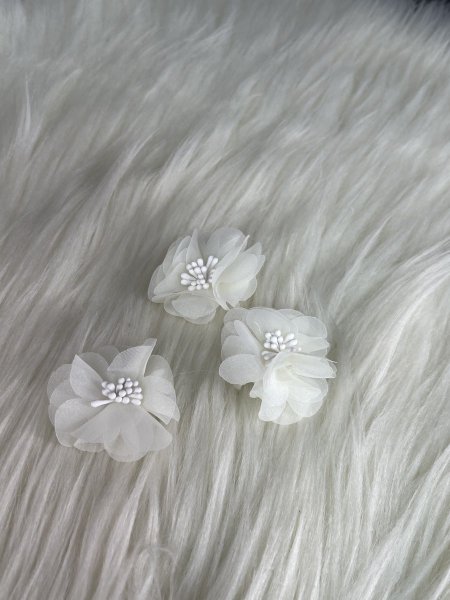 ورد تول للتزيين حبة صغيرة