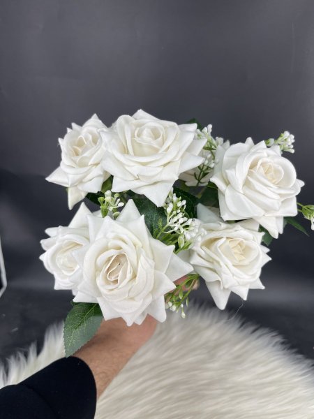 ورد جوري مخمل 7افرع