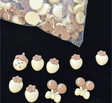 فراولة عظم للشوكولاتة