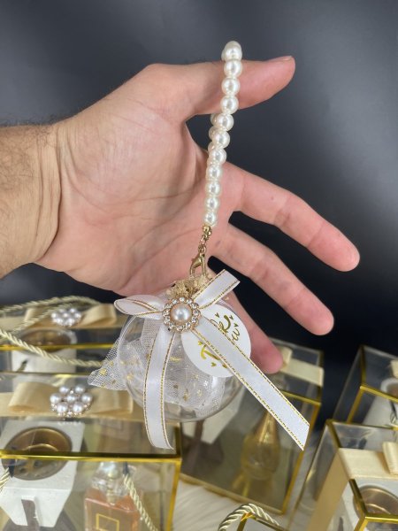 طابة اكريلك مزينة 