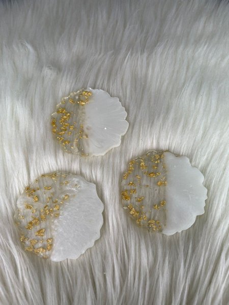 ريزون مذهب سادى بدون حجر7سم